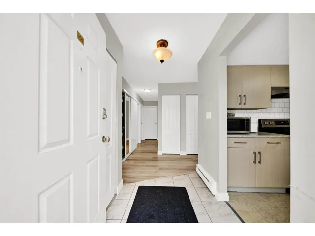 104 13275 70B AVENUE, Surrey, British Columbia V3W7Z2