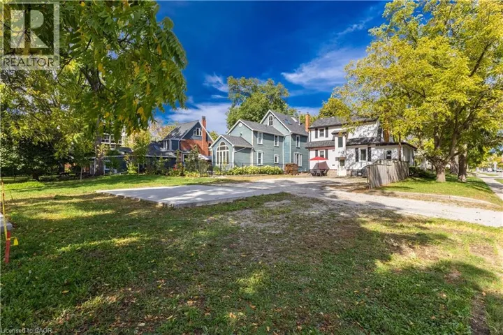 3/4 ELGIN Street, Burlington, Ontario L7S1N5