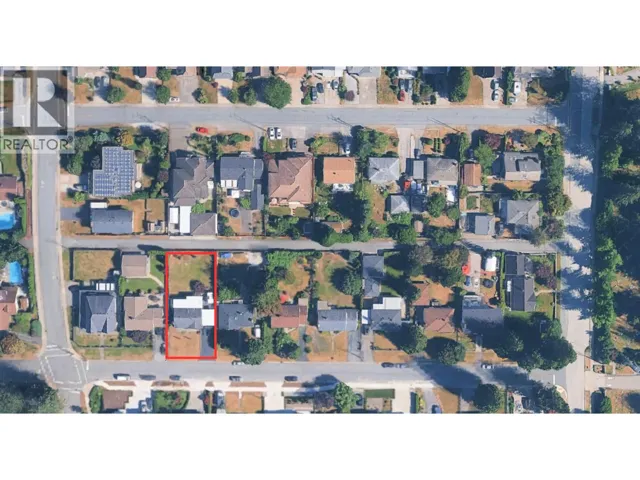 705 IVY AVENUE, Coquitlam, British Columbia V3J2J1