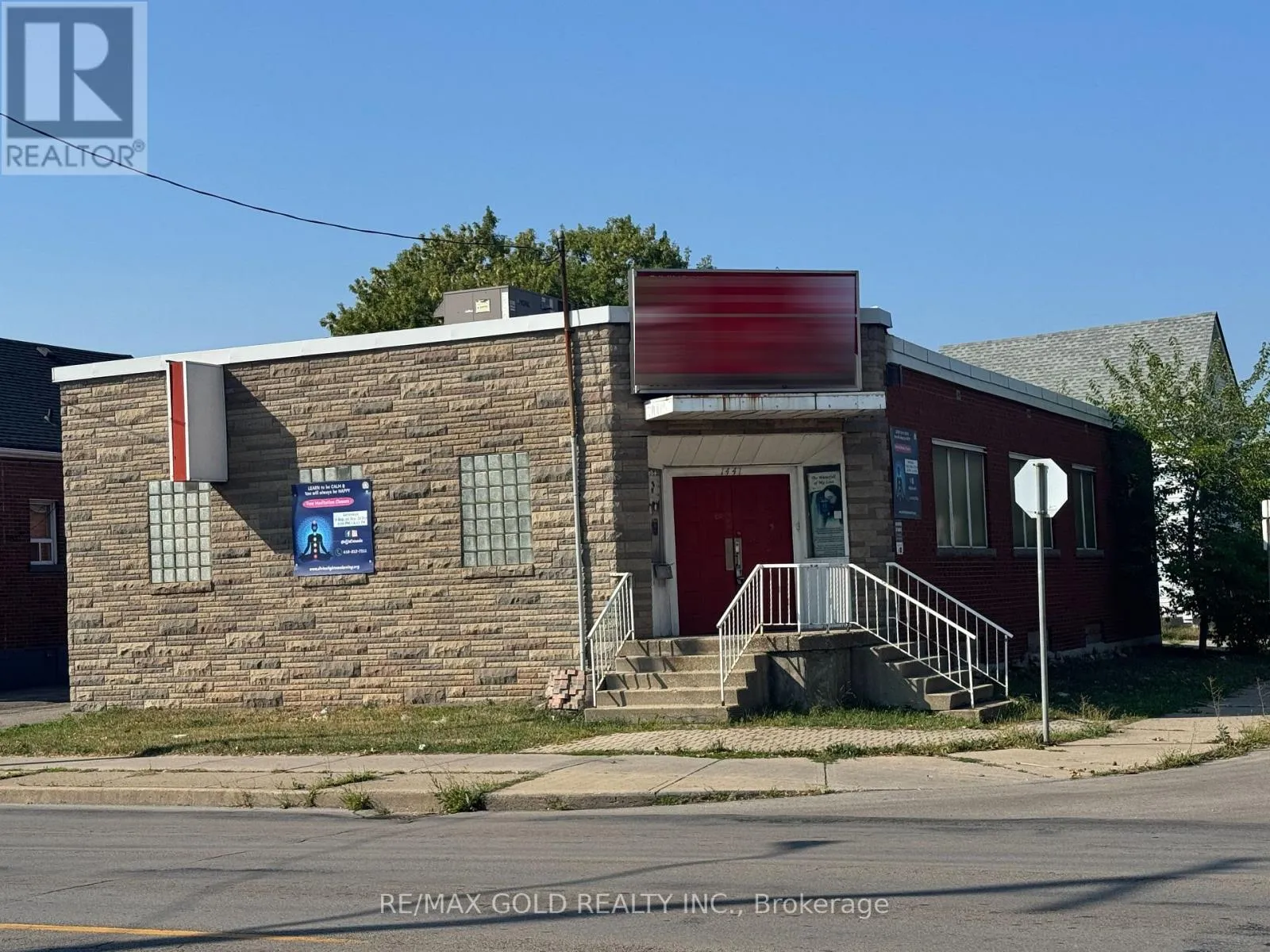 Commercial Sale For Sale