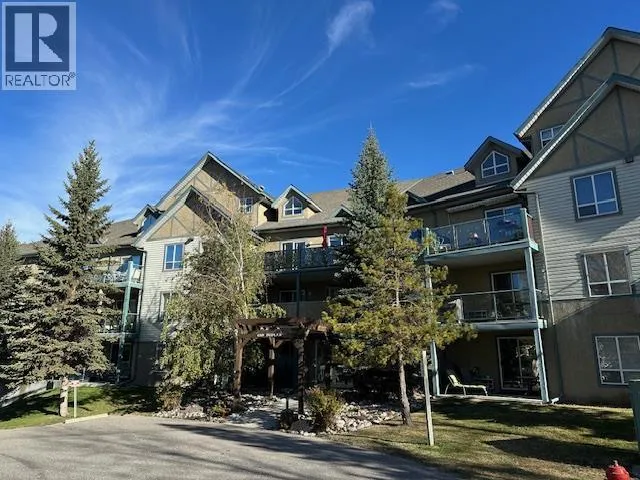 4769 Forsters Landing Unit# 307, Radium Hot Springs, British Columbia V0A1M0