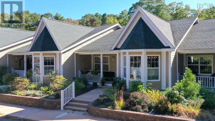 7 36 Fauxburg Road, Mahone Bay, Nova Scotia B0J2E0