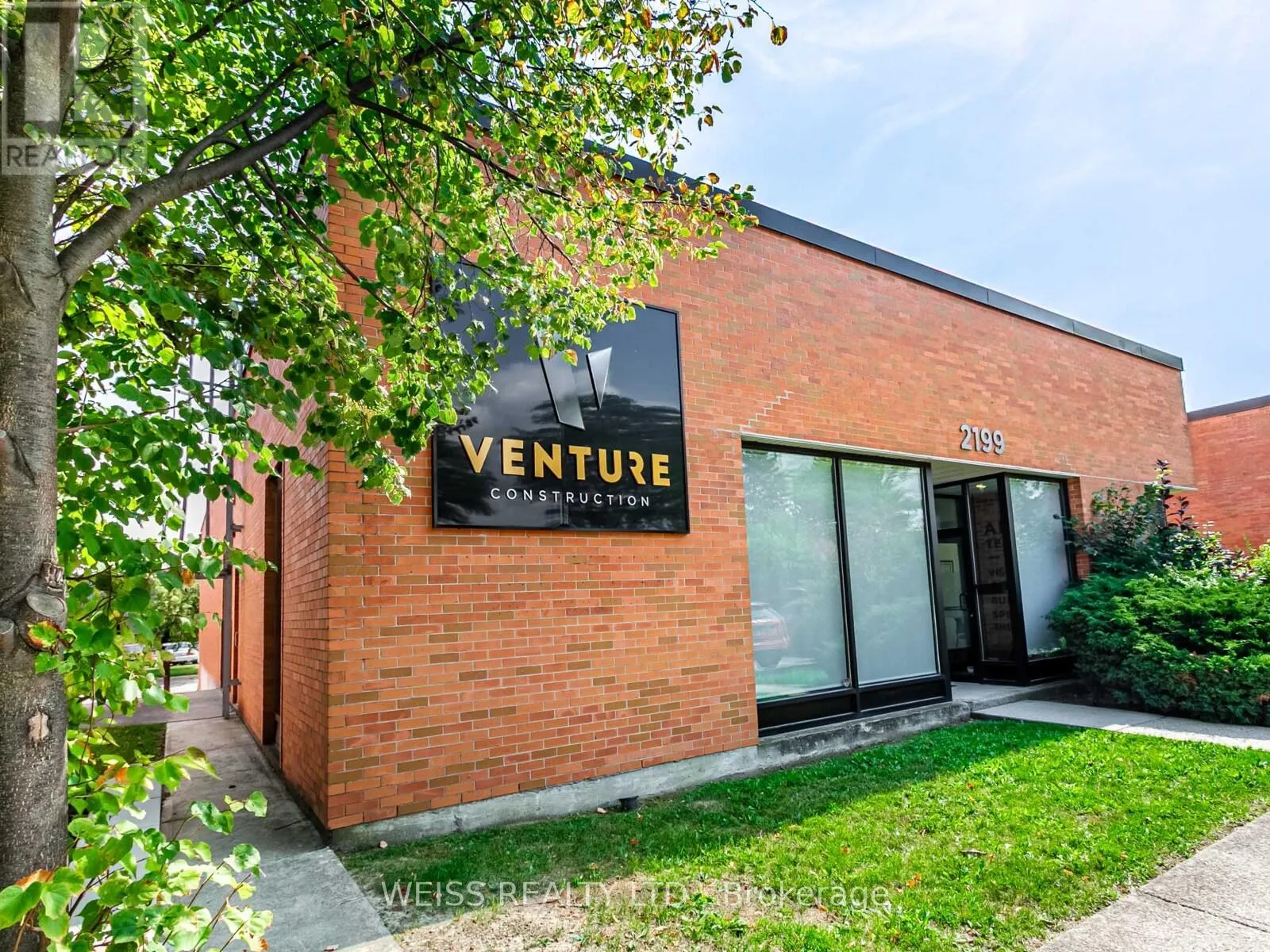 Commercial Sale For Sale