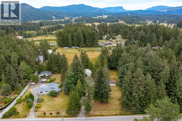 7155 &B7155 Bell McKInnon Rd, Duncan, British Columbia V9L6B5