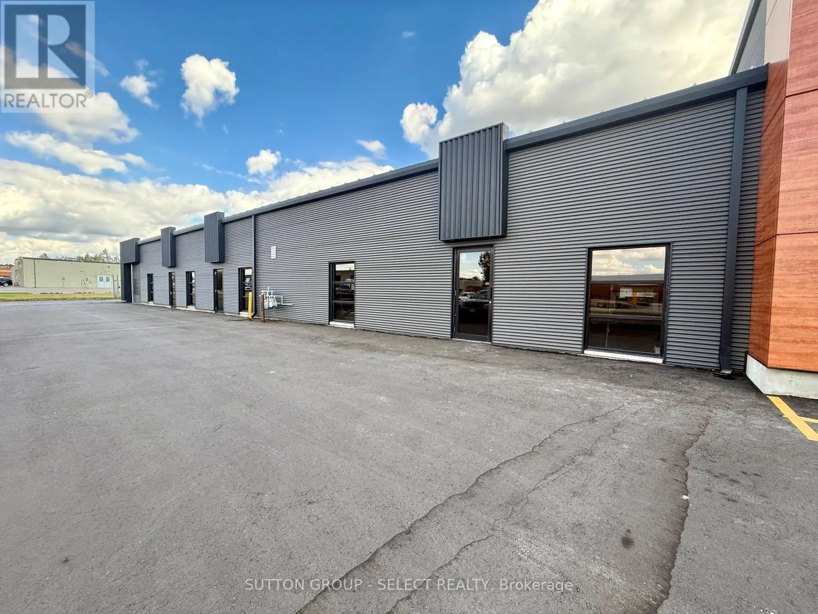 Commercial Sale For Sale