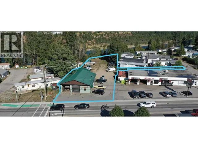 1501 COLUMBIA Avenue, Castlegar, British Columbia V1N1H8