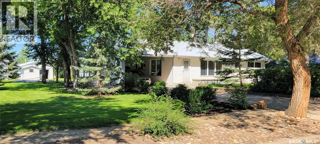 33 Main STREET, Willow Bunch Rm No. 42, Saskatchewan S0H3T0