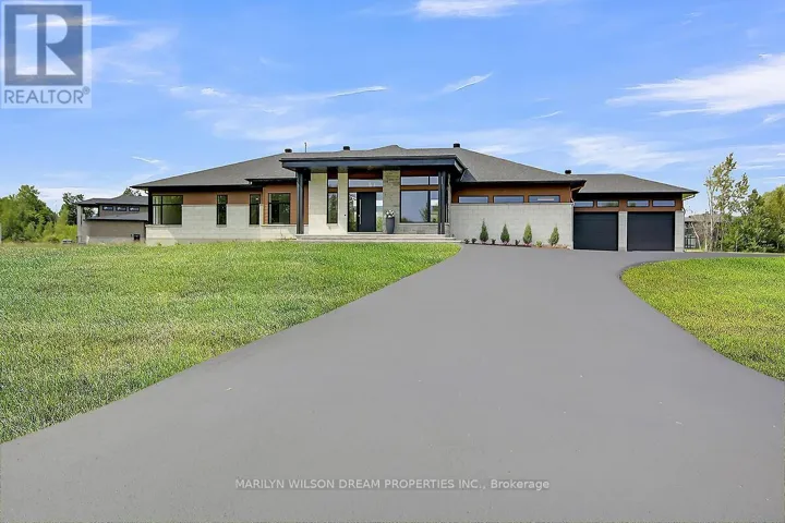 1070 GREEN JACKET CRESCENT, Ottawa, Ontario K4P0G6