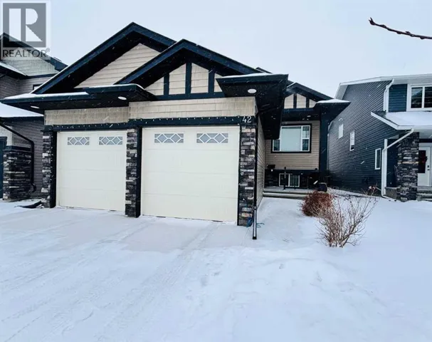 42 Iron Wolf Court, Lacombe, Alberta T4L0E8