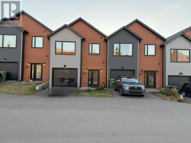 4 12 Harold Court, Cornwall, Prince Edward Island C0A1H3