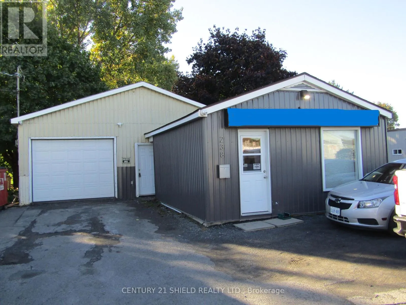 Commercial Sale For Sale