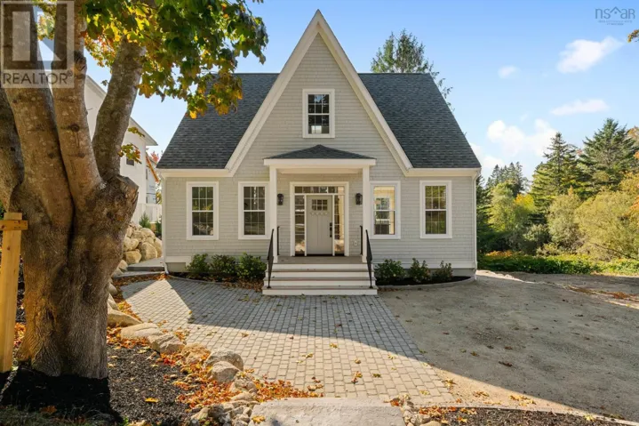 59 Union Street, Chester, Nova Scotia B0J1J0