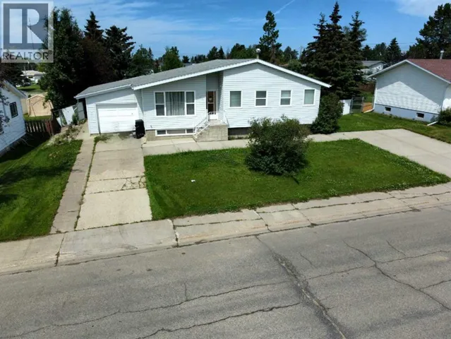 300 Hammond Drive, Fox Creek, Alberta T0H1P0