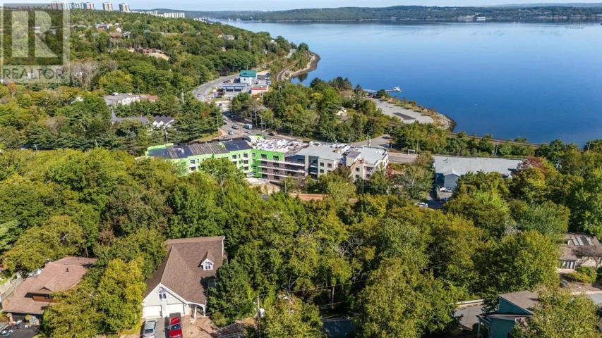 5 Dickson Avenue, Rockingham, Nova Scotia B3M2W4