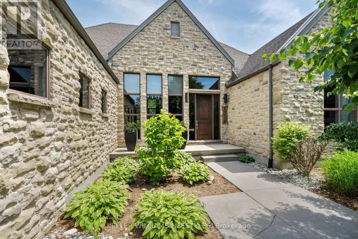 649 VALLEYSTREAM WALK, London North (North R), Ontario N6G3X8