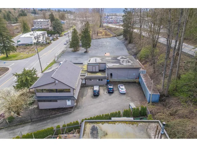 B 2265 W RAILWAY STREET, Abbotsford, British Columbia V2S2E3