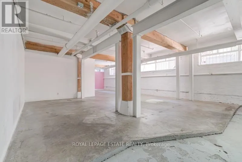 Commercial Sale For Sale
