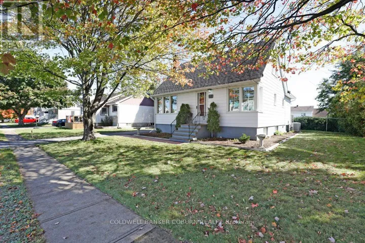 12 MAPLE AVENUE, South Dundas, Ontario K0E1K0