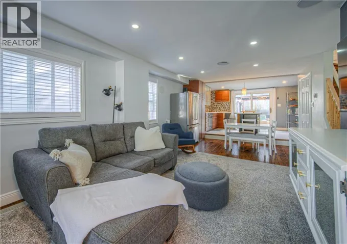 12 JONES Street, Stoney Creek, Ontario L8G3H8