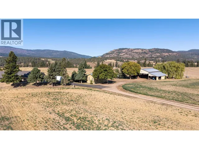 683 Clinton Road, Spallumcheen, British Columbia V4Y0P3