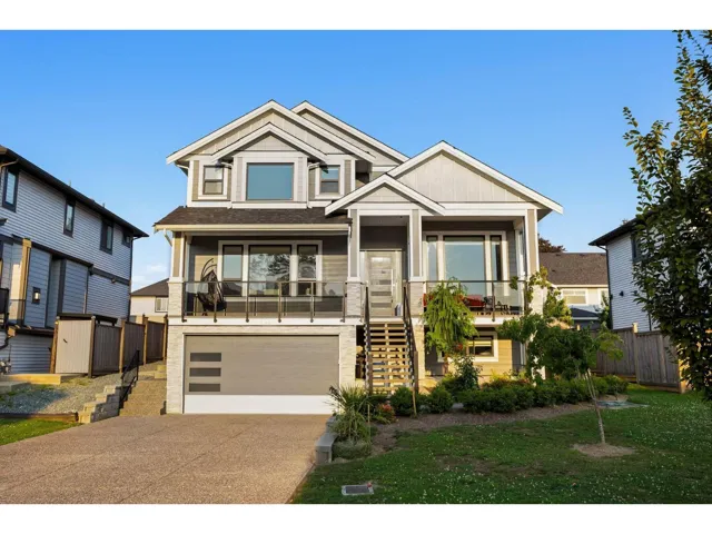 8394 MCTAGGART STREET, Mission, British Columbia V2V0G3