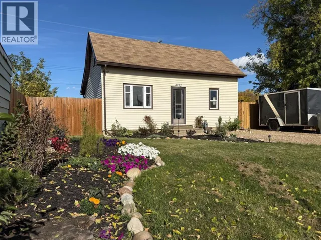 4712 52nd Avenue, High Prairie, Alberta T0G1E0