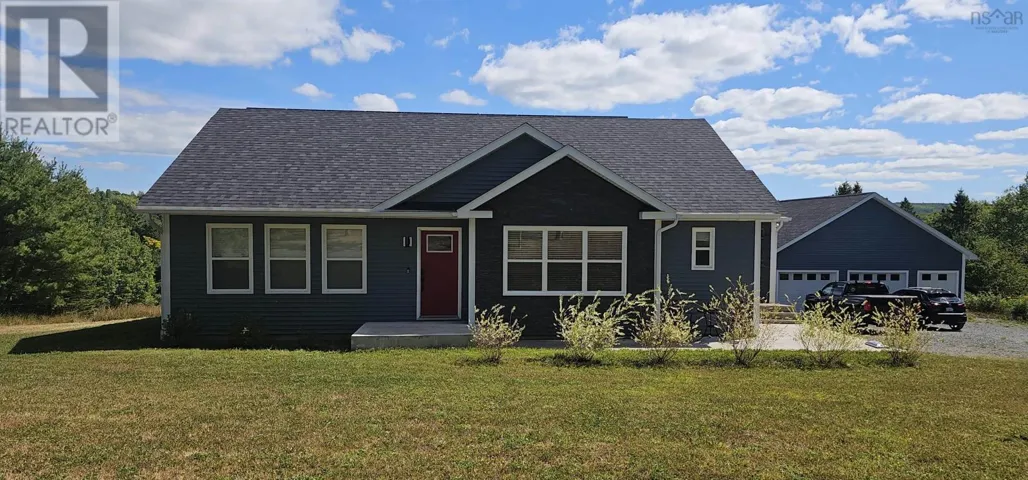 25 Lakewood Drive, Brooklyn, Nova Scotia B0N2A0