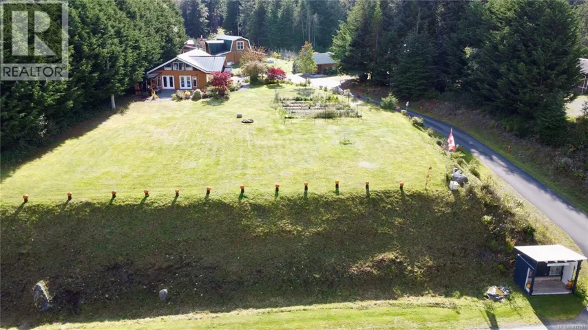 865 Lanqvist Rd, Hyde Creek, British Columbia V0N2R0