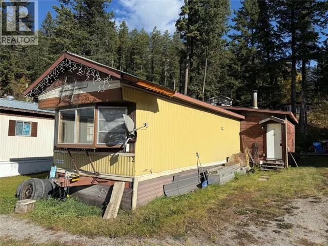 851 Read Road Unit# 12, Golden, British Columbia V0A1H2