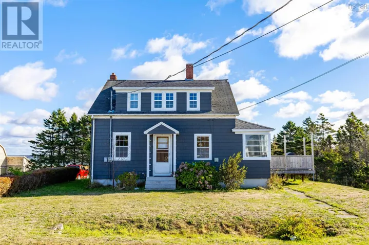 41 School Street, Lower West Pubnico, Nova Scotia B0W2C0