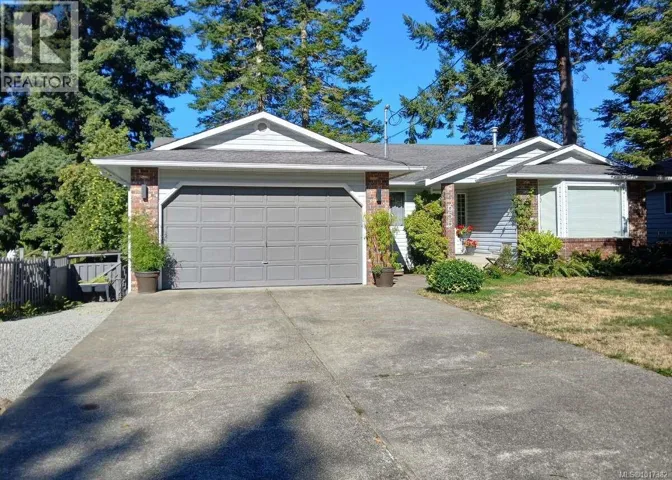 655 Totem Cres, Comox, British Columbia V9M3J8