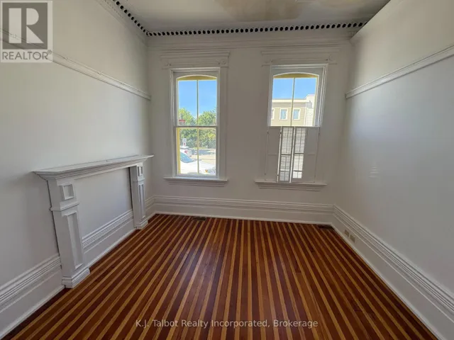 780