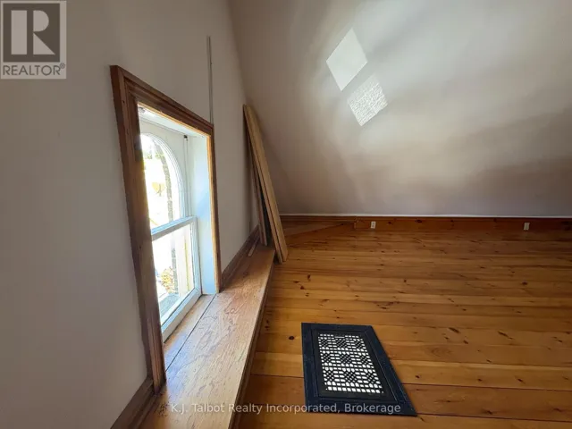 780
