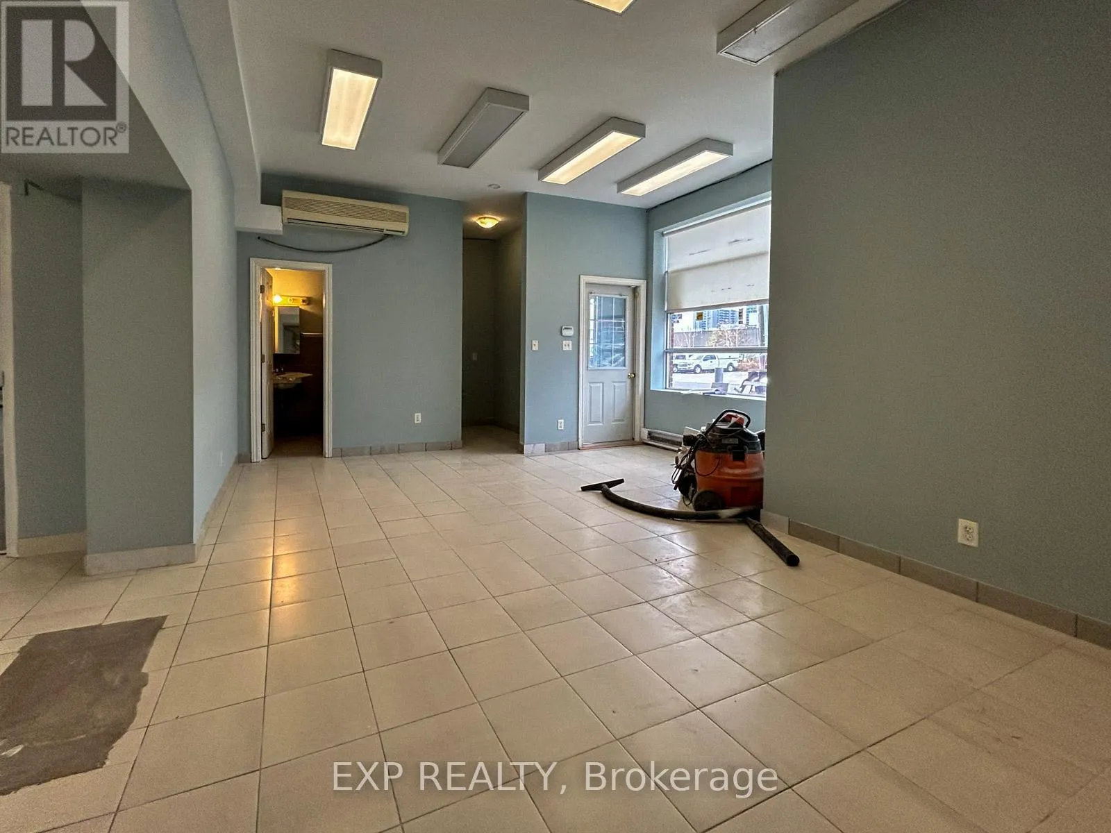 Commercial Sale For Sale