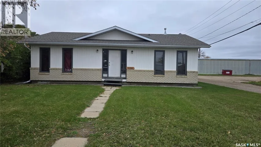 108 1st STREET W, Carnduff, Saskatchewan S0C0S0