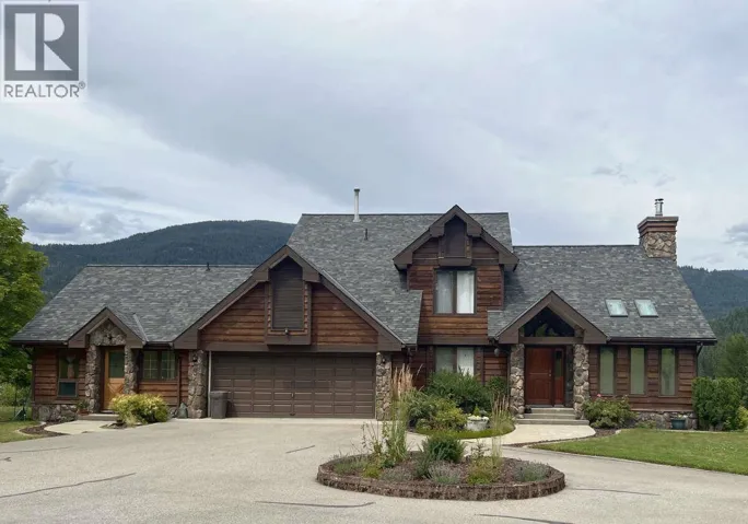 2719 DAVIDSON Road, Shoreacres, British Columbia V1N4P9