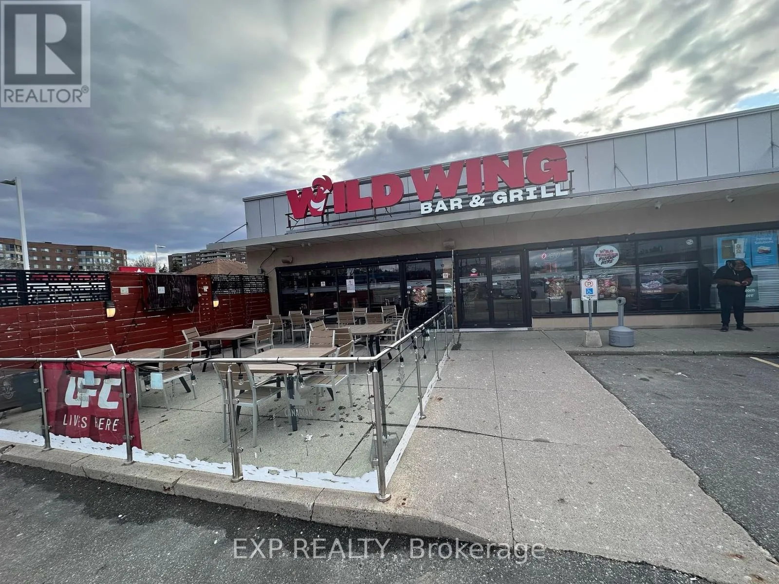 Commercial Sale For Sale