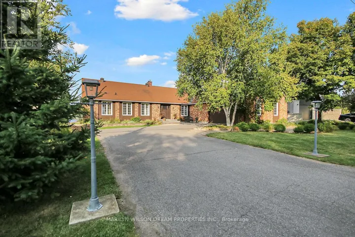 2998 BARLOW CRESCENT, Ottawa, Ontario K0A1T0