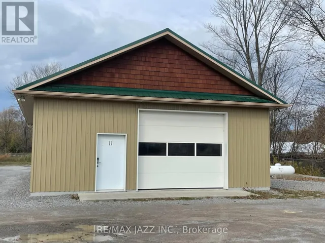 1 - 11 WYCHWOOD CRESCENT, Kawartha Lakes (Fenelon), Ontario K0M1N0