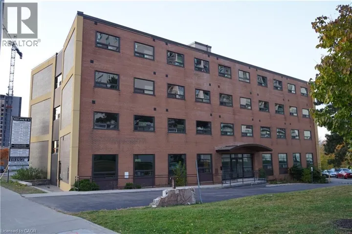 824 KING Street W, Kitchener, Ontario N2G1G1