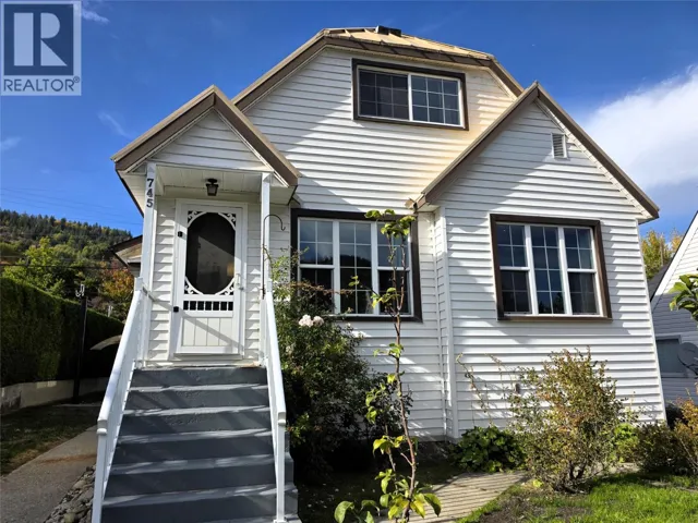 745 Kipling Street, Warfield, British Columbia V1R2A3