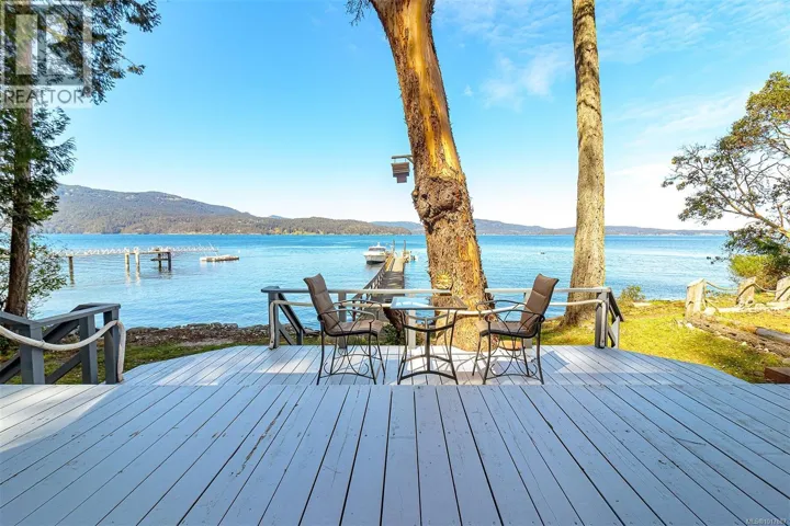 109 McKenzie Cres, Piers Island, British Columbia V8L5Y7