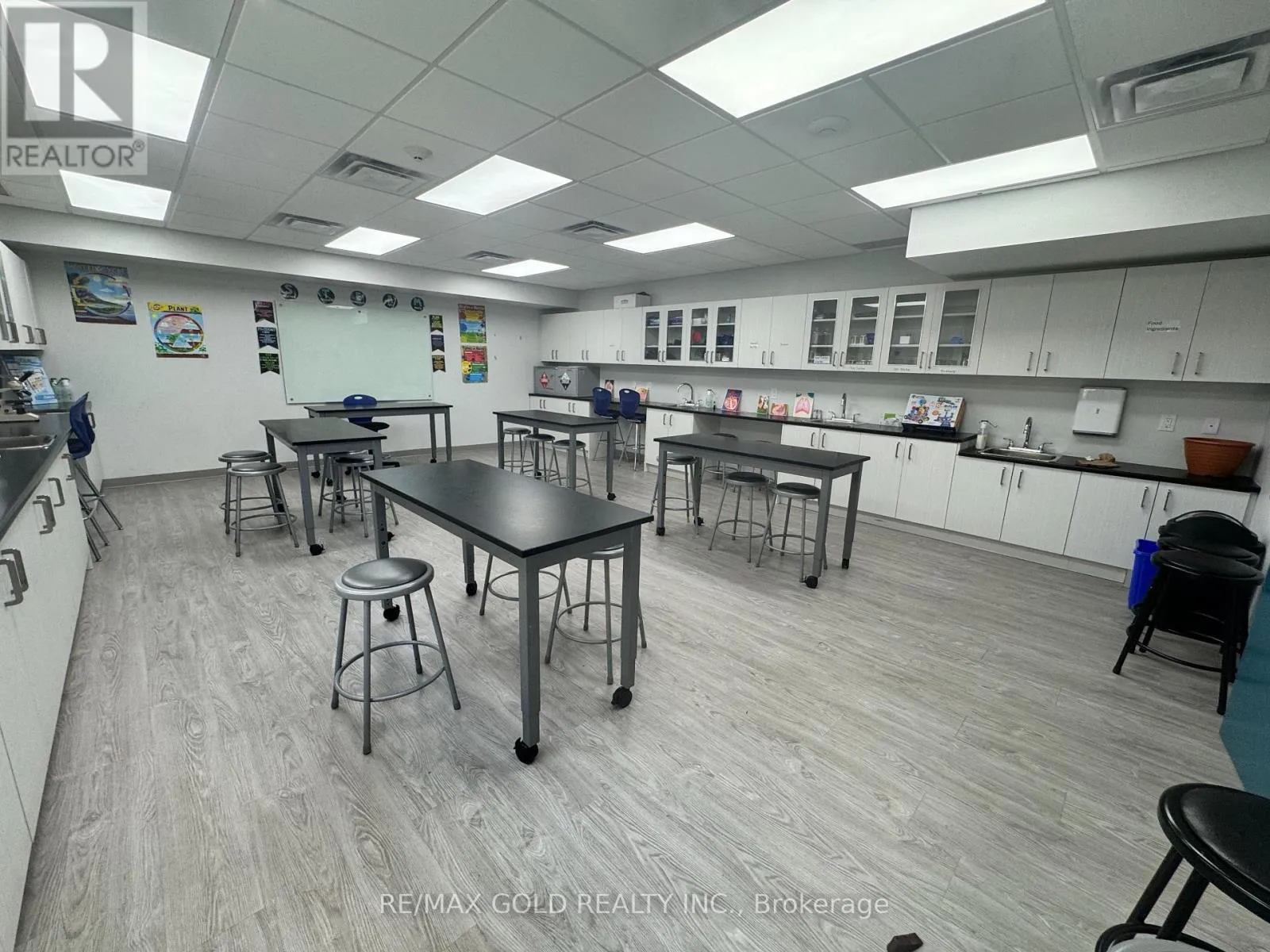 Commercial Sale For Sale