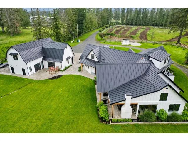 24968 28 AVENUE, Langley, British Columbia V4W2R2