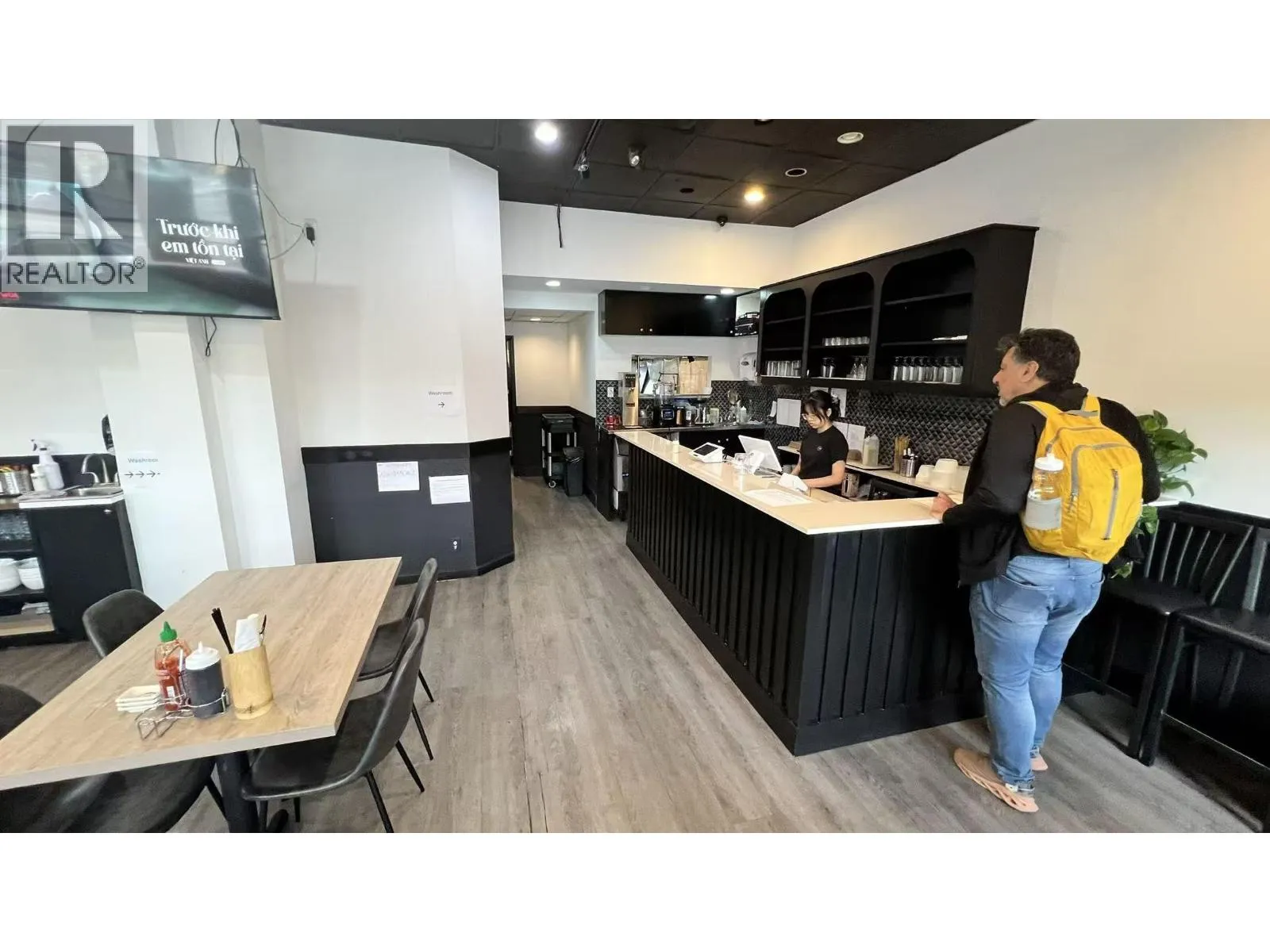 Commercial Sale For Sale