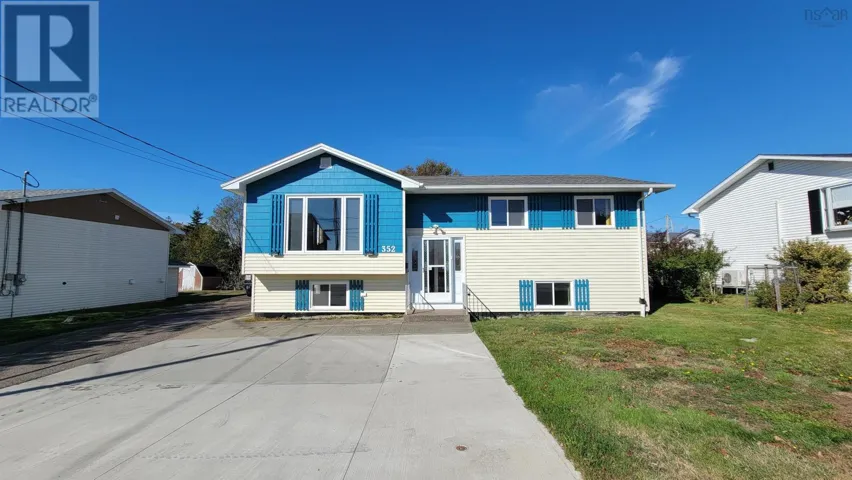 352 Pleasant Street, Yarmouth, Nova Scotia B5A2L2
