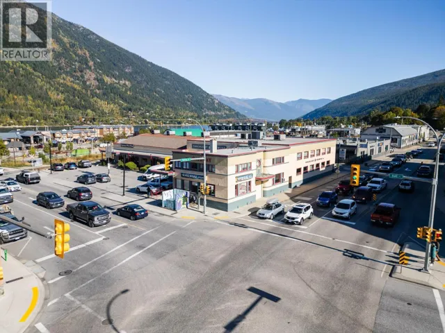 125 HALL Street, Nelson, British Columbia V1L7B4