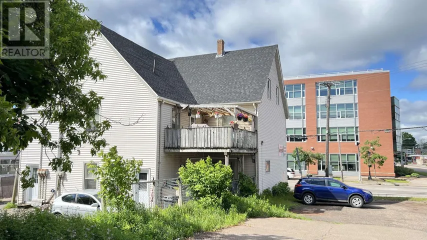 192,194,198 Great George Street, 198 Great George Street, Charlottetown, Prince Edward Island C1A4L3