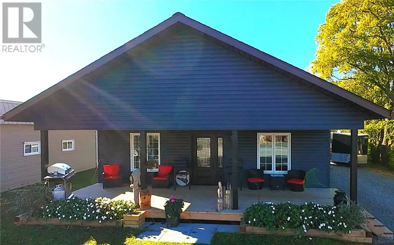 29 Vankoughnet St. E., Little Current, Ontario P0P1K0