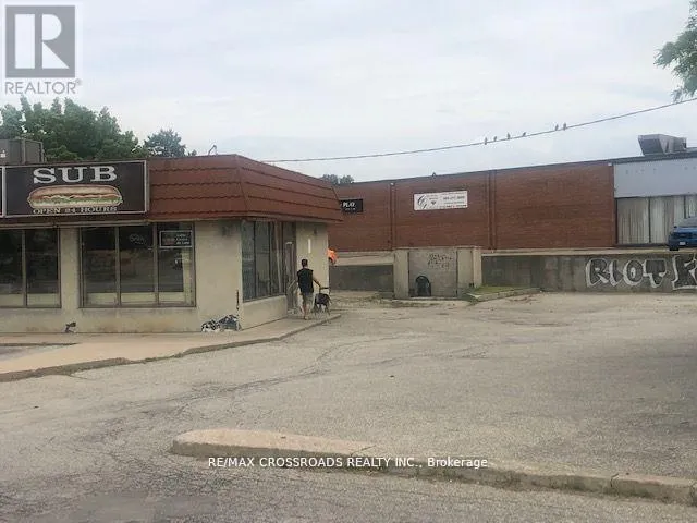 2100 DUNDAS STREET E, Mississauga (Dixie), Ontario L4X1L9